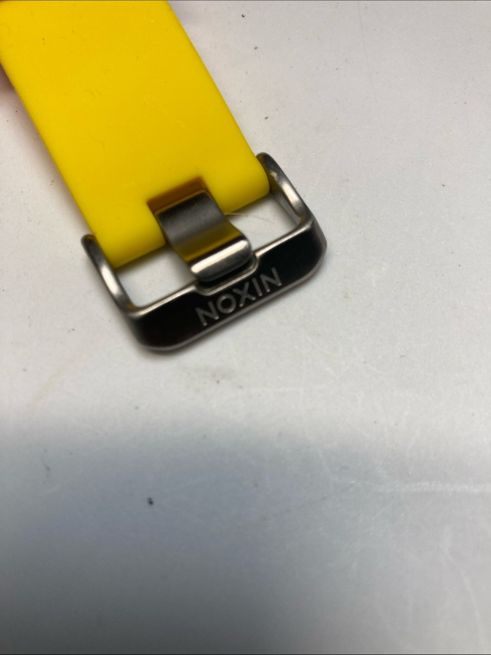Nixon Base Tide, Rasta red green yellow color way, rare, new battery, Digital - Picture 16 of 16